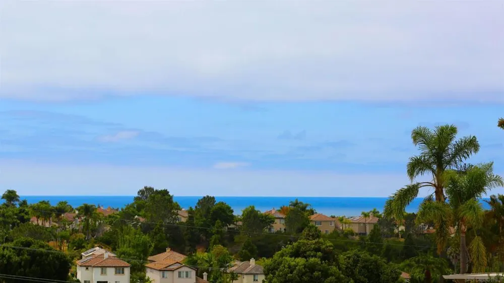 1469 TURQUOISE DRIVE Carlsbad, CA 92011
