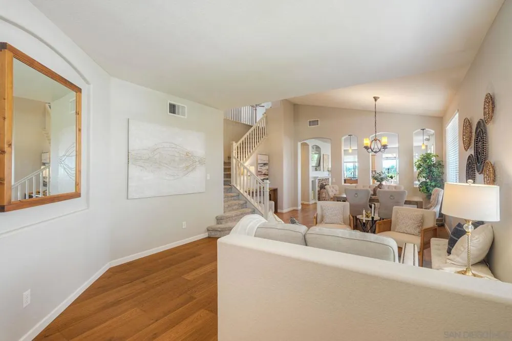 1469 TURQUOISE DRIVE Carlsbad, CA 92011
