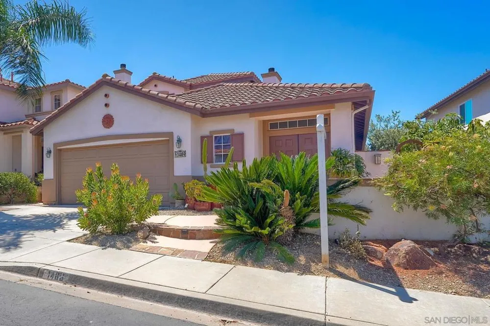 1469 TURQUOISE DRIVE Carlsbad, CA 92011