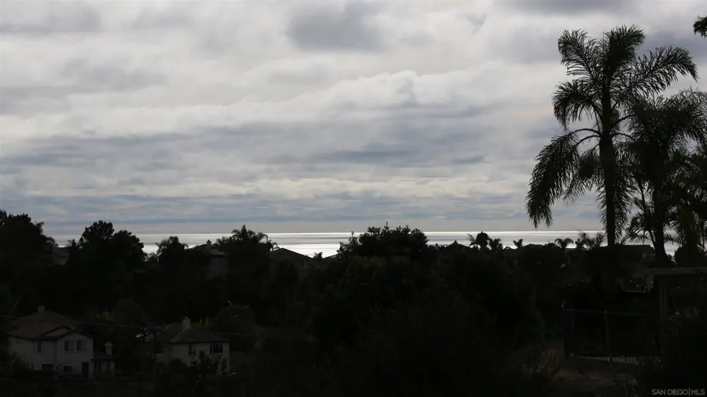 1469 TURQUOISE DRIVE Carlsbad, CA 92011