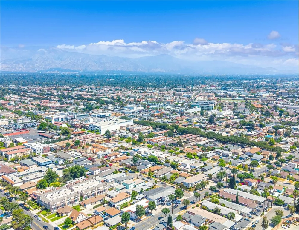 221 S Bushnell Avenue Alhambra, CA 91801
