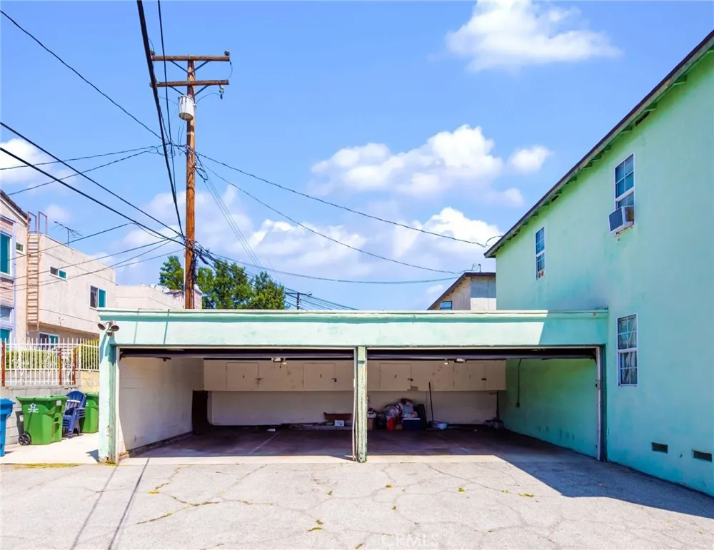 221 S Bushnell Avenue Alhambra, CA 91801