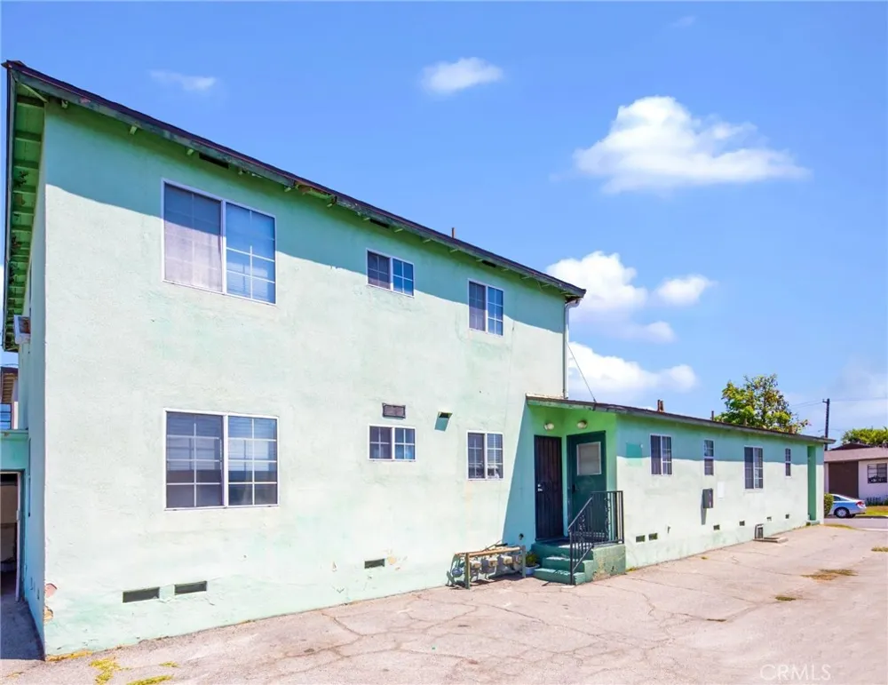 221 S Bushnell Avenue Alhambra, CA 91801