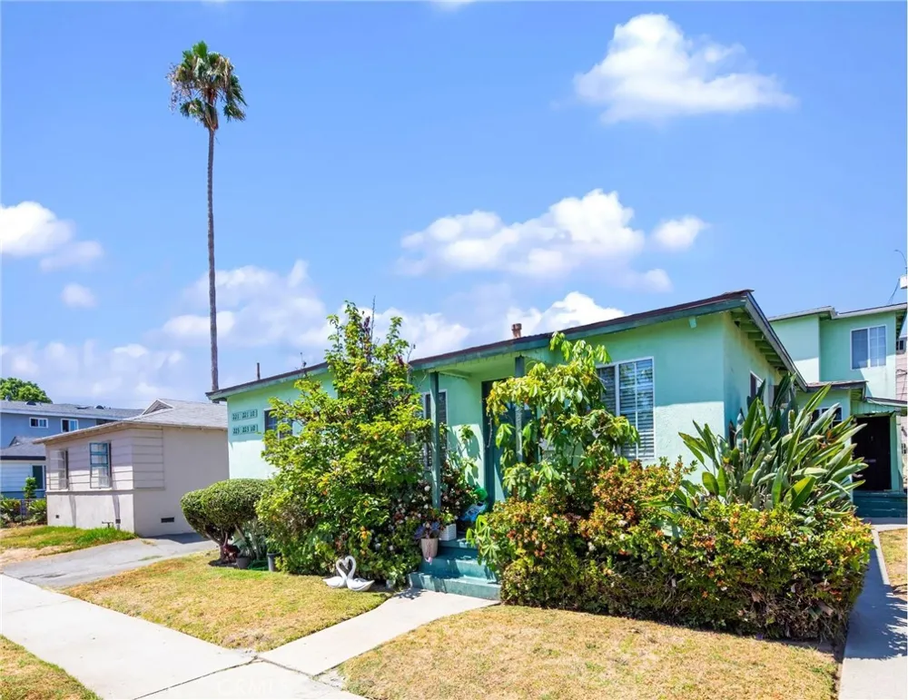221 S Bushnell Avenue Alhambra, CA 91801