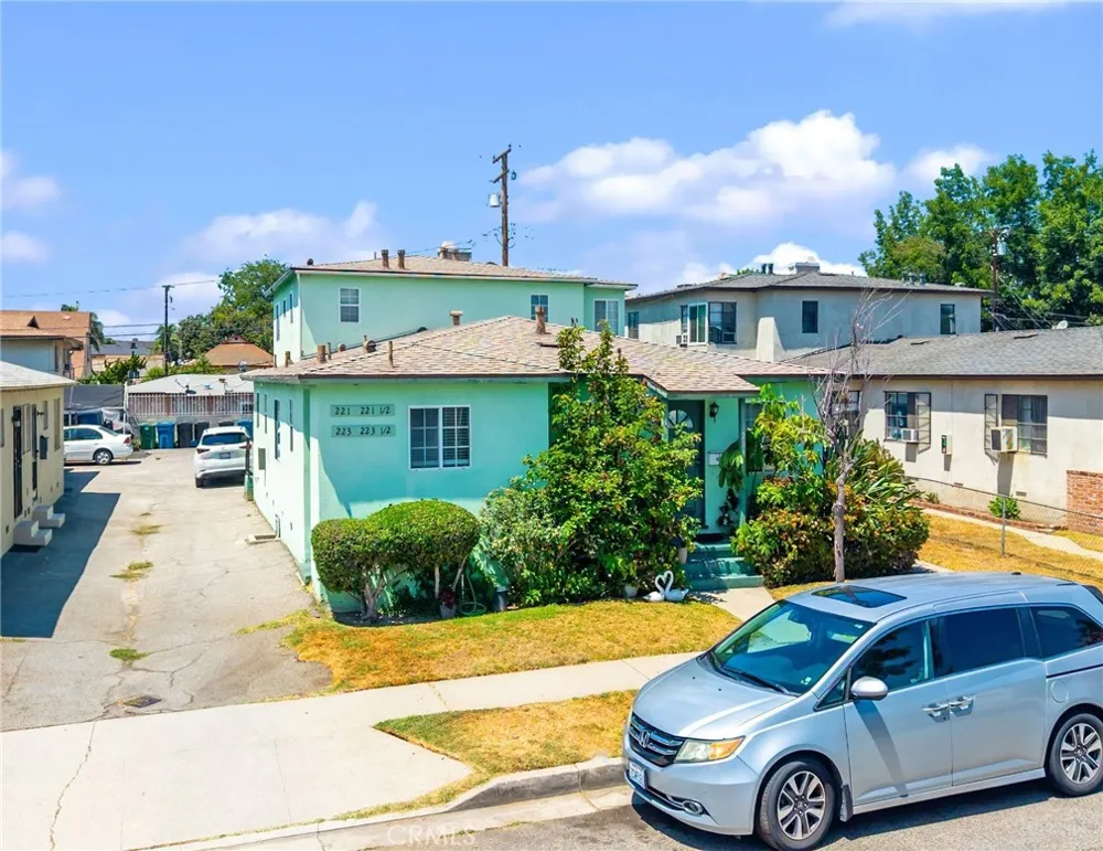 221 S Bushnell Avenue Alhambra, CA 91801