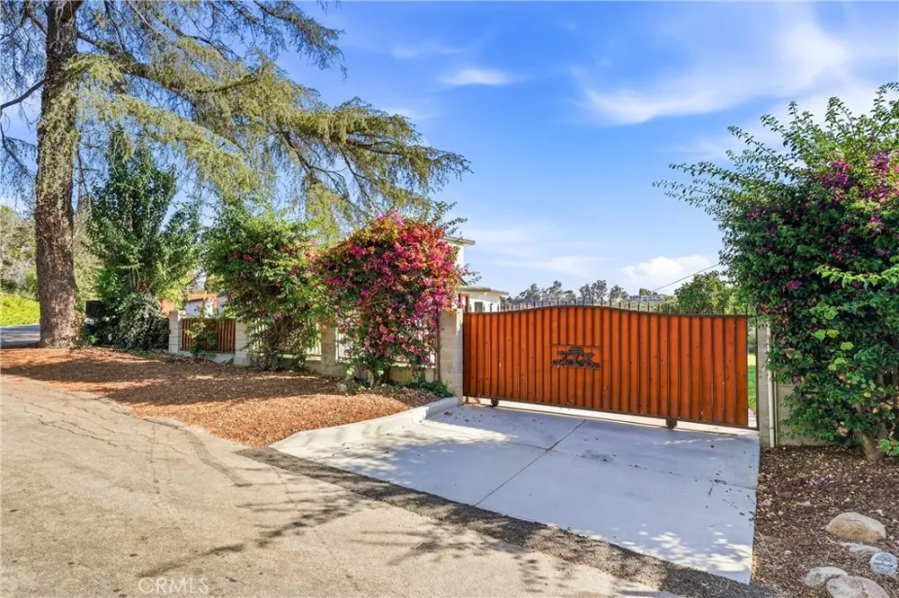 572 Church Hill La Habra Heights, CA 90631