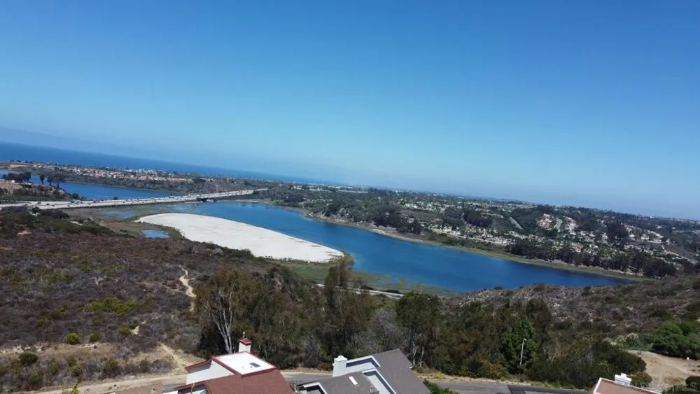 1759 Sky Loft Lane Encinitas, CA 92024