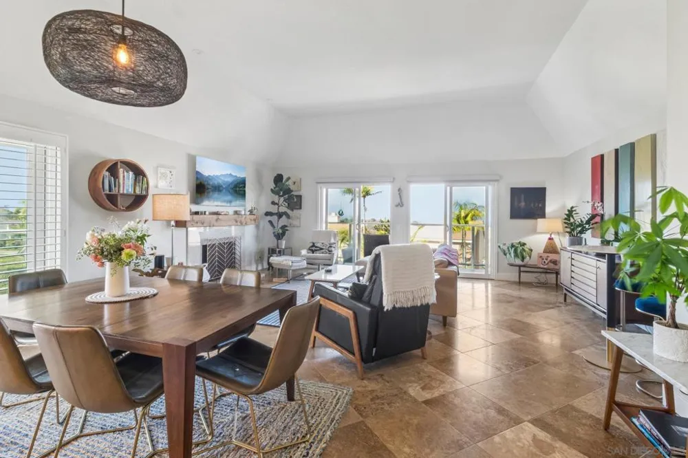 1759 Sky Loft Lane Encinitas, CA 92024