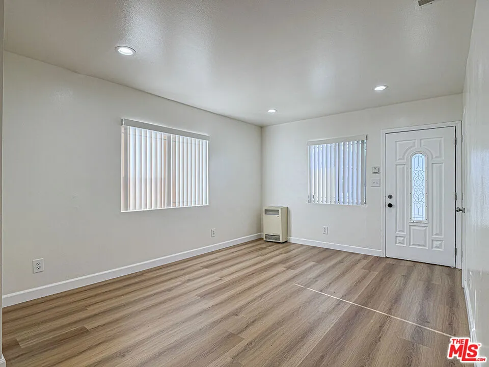 1555 204th Street #1555 Torrance, CA 90501