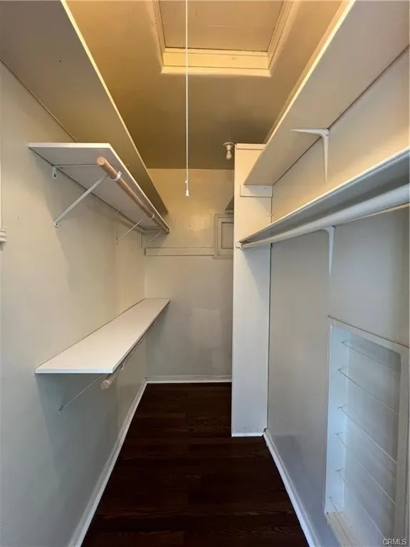 1933 S Corning Los Angeles, CA 90034