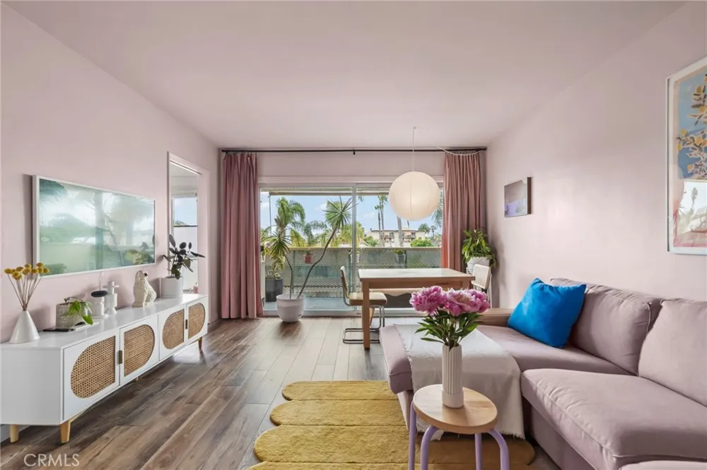 528 Cedar #3A Long Beach, CA 90802