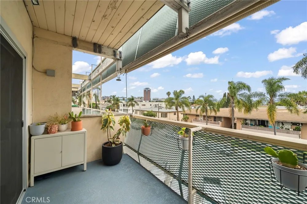 528 Cedar #3A Long Beach, CA 90802