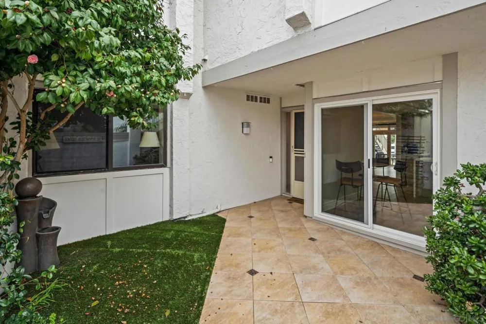 87 Kingston Ct Coronado, CA 92118
