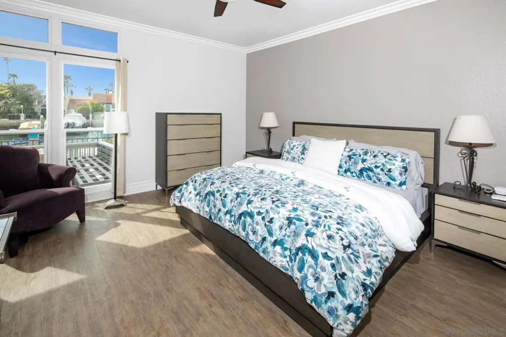 87 Kingston Ct Coronado, CA 92118
