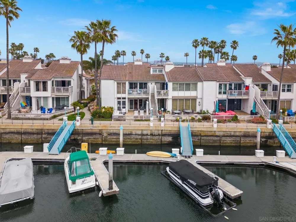 87 Kingston Ct Coronado, CA 92118