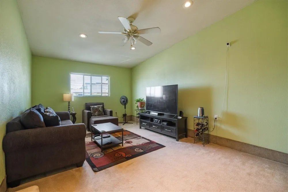 3139 Winlow St. San Diego, CA 92105