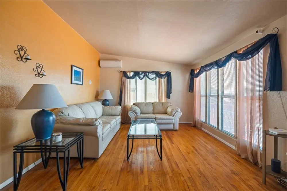 3139 Winlow St. San Diego, CA 92105