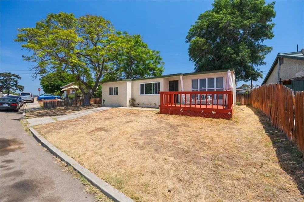 3139 Winlow St. San Diego, CA 92105