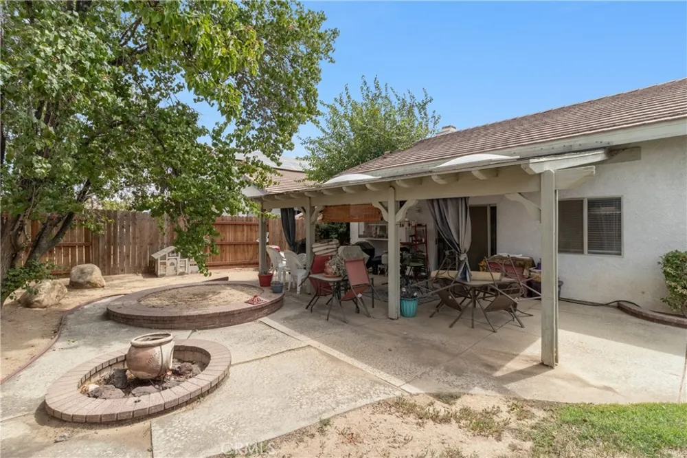 2641 Peaceful Way Lancaster, CA 93535