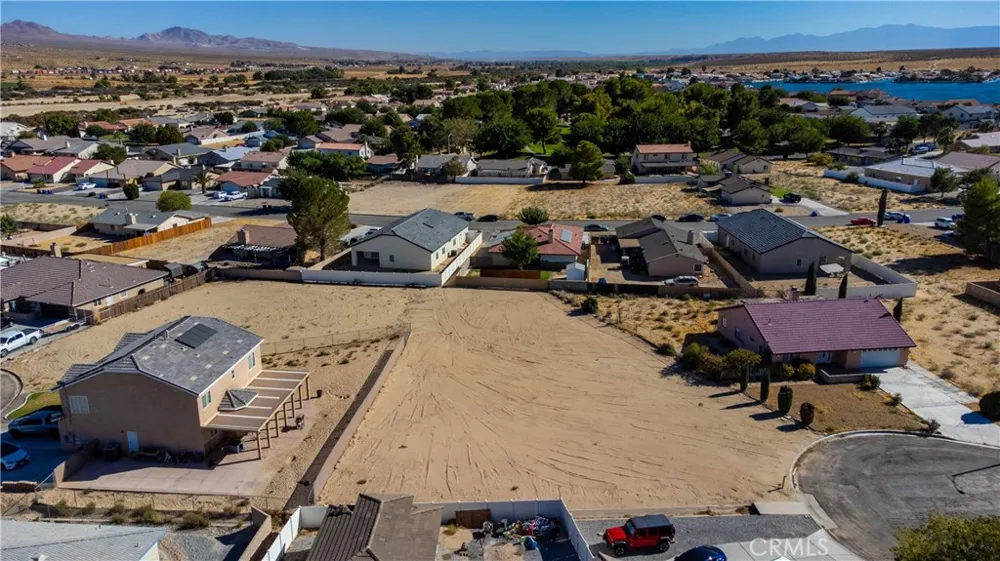 14803 Aberdeen Lane Helendale, CA 92342