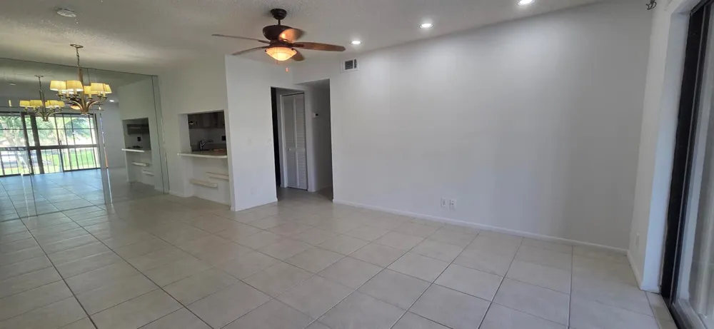 618 SEA PINE WAY #B2 
