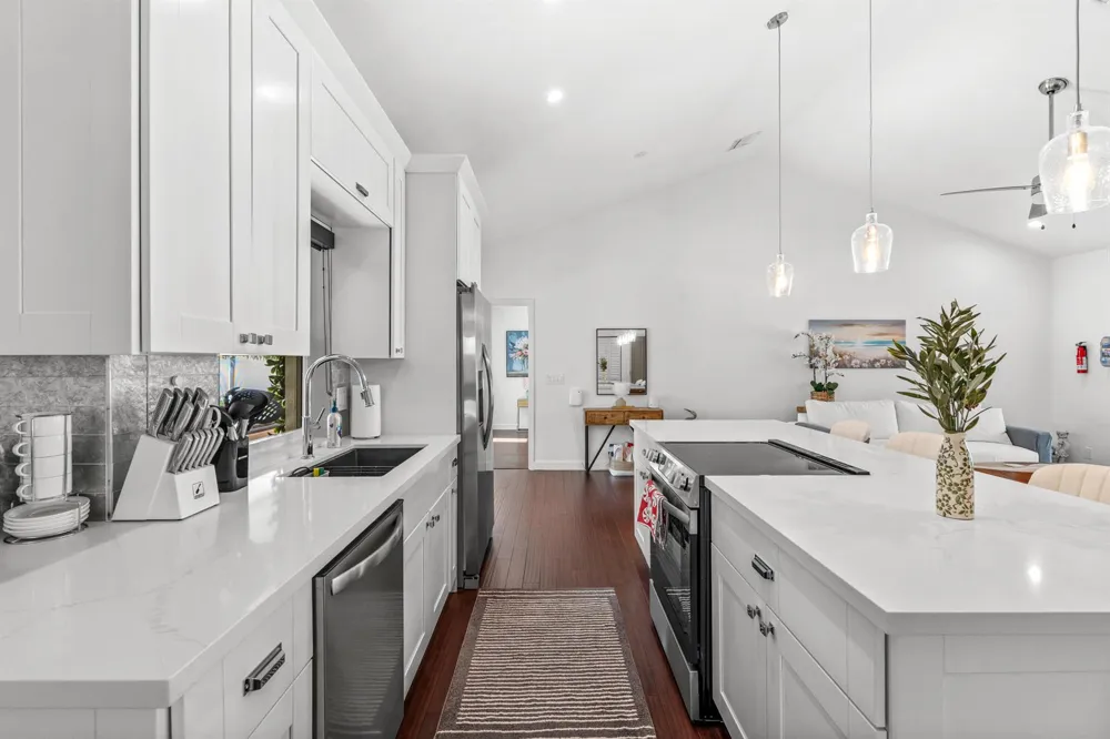 3005 DUNLIN ROAD Delray Beach, FL 33444