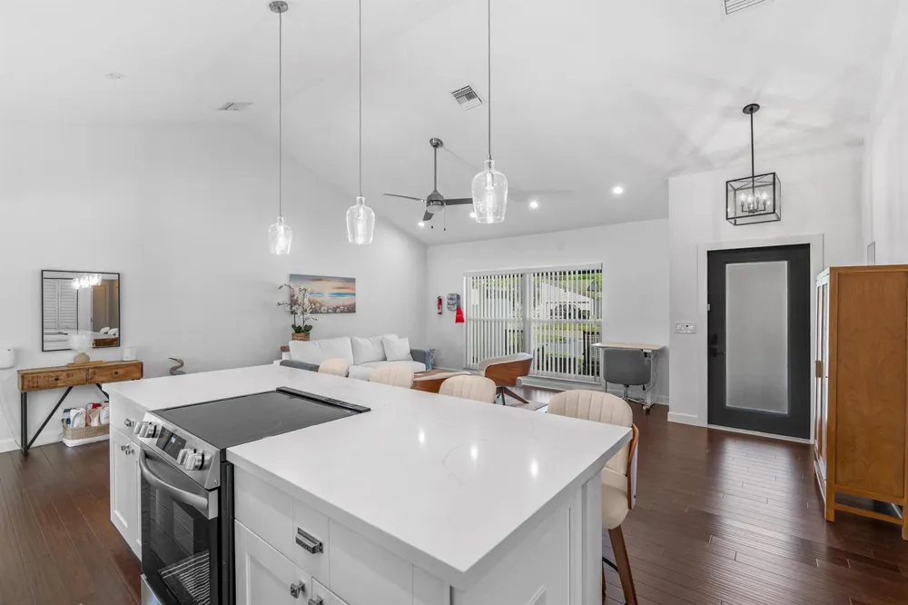 3005 DUNLIN ROAD Delray Beach, FL 33444