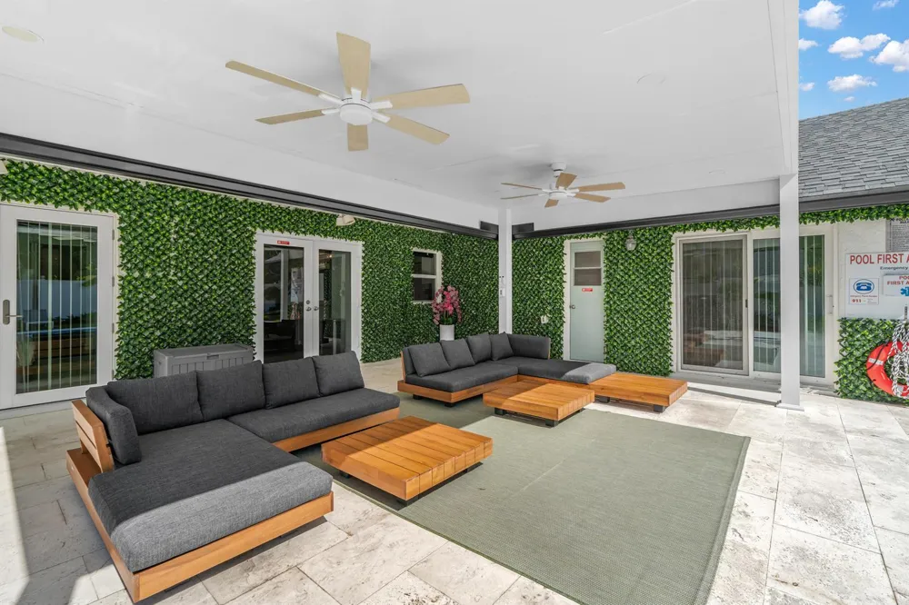 3005 DUNLIN ROAD Delray Beach, FL 33444