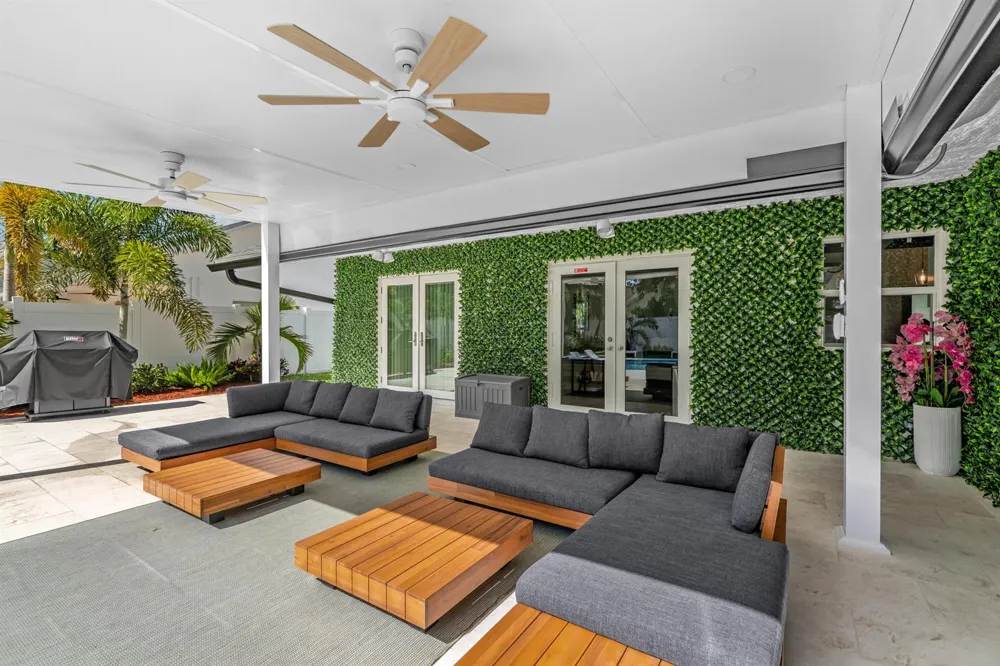 3005 DUNLIN ROAD Delray Beach, FL 33444