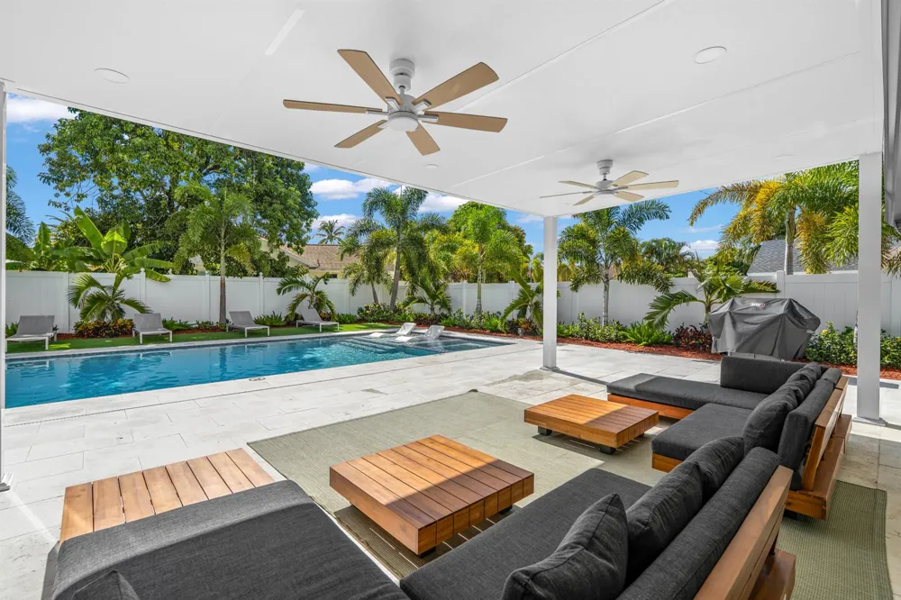 3005 DUNLIN ROAD Delray Beach, FL 33444