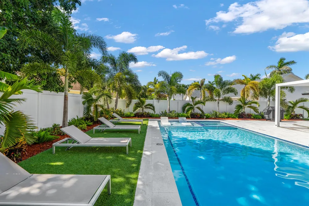 3005 DUNLIN ROAD Delray Beach, FL 33444