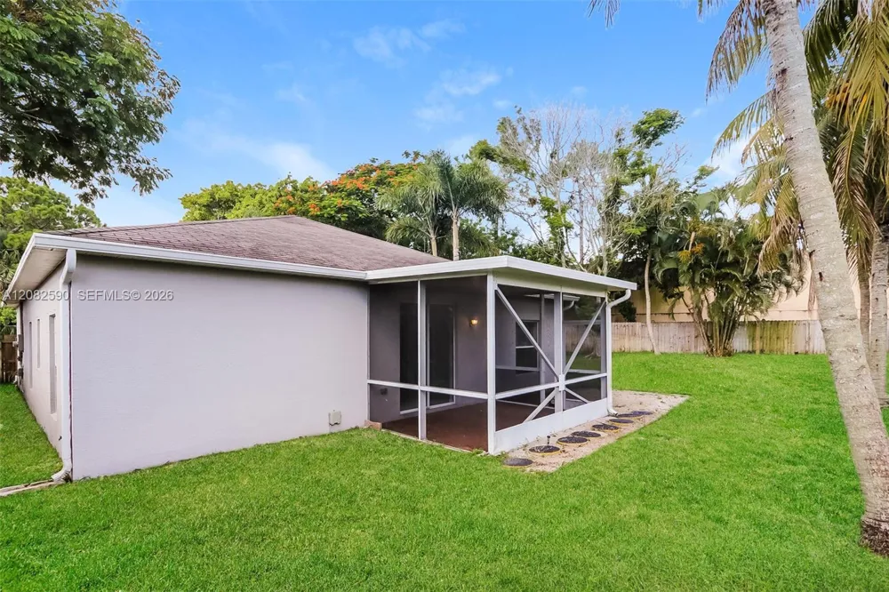 6329 Dimond St Jupiter, FL 33458