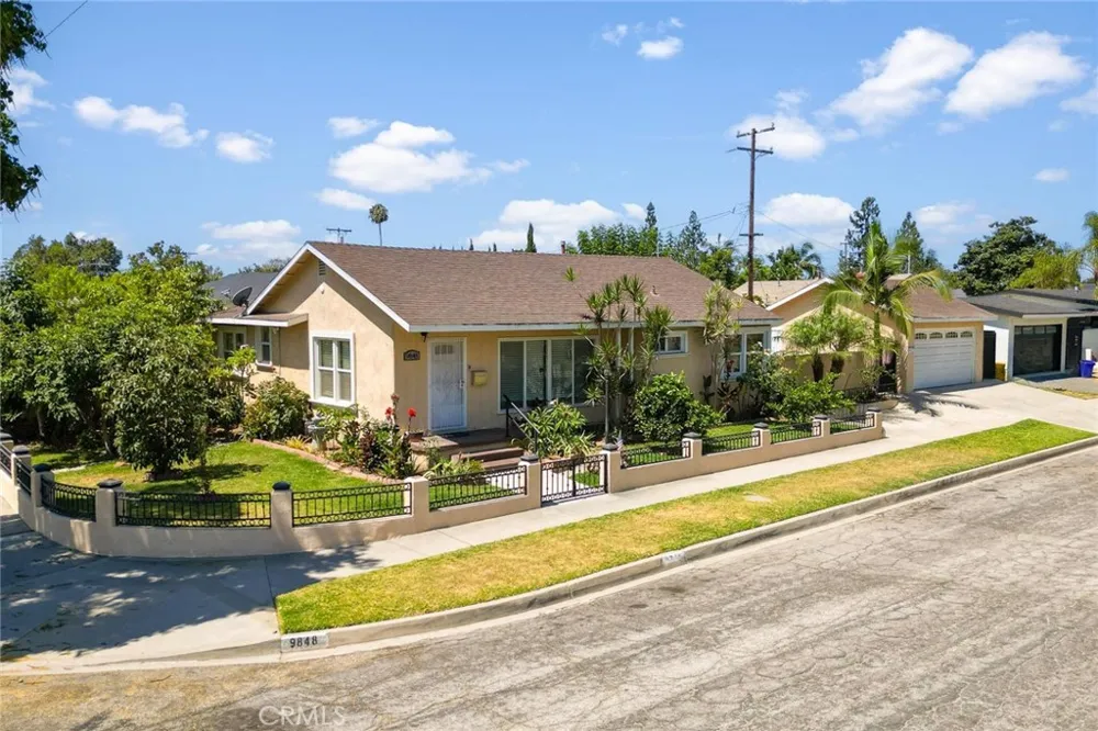 9848 La Docena Ln Pico Rivera, CA 90660