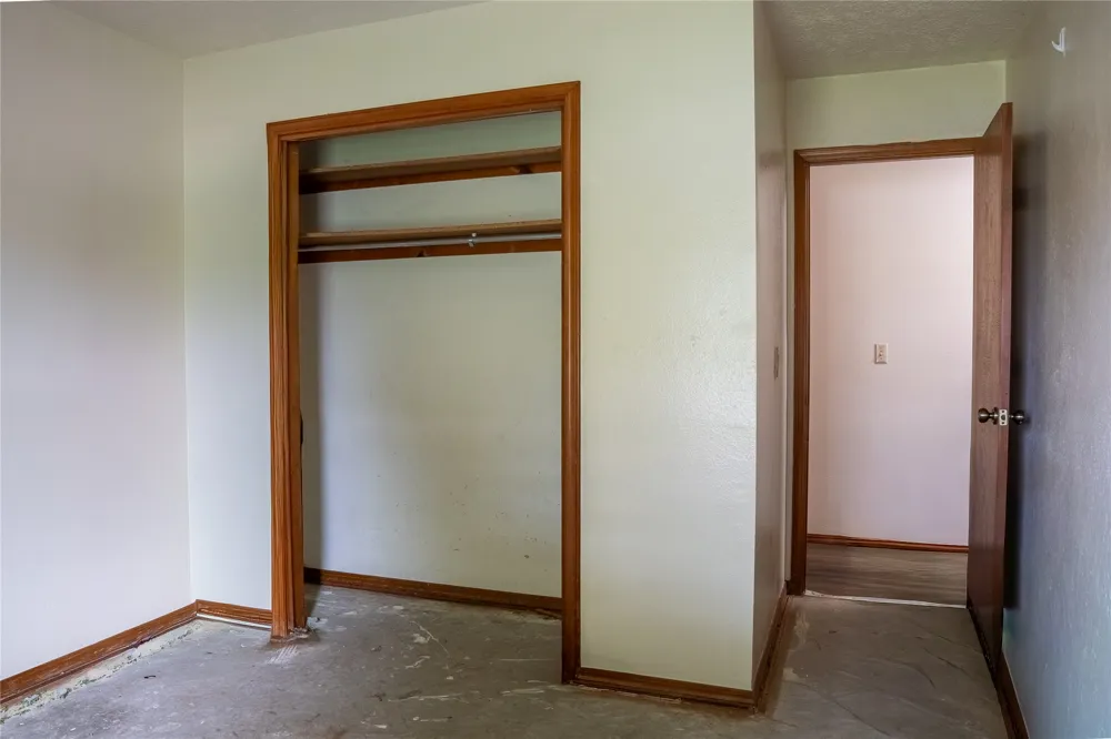 2101 Jefferson Place Bartlesville, OK 74006