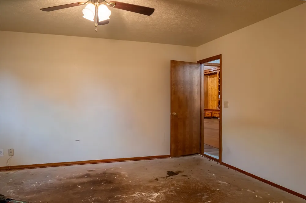 2101 Jefferson Place Bartlesville, OK 74006