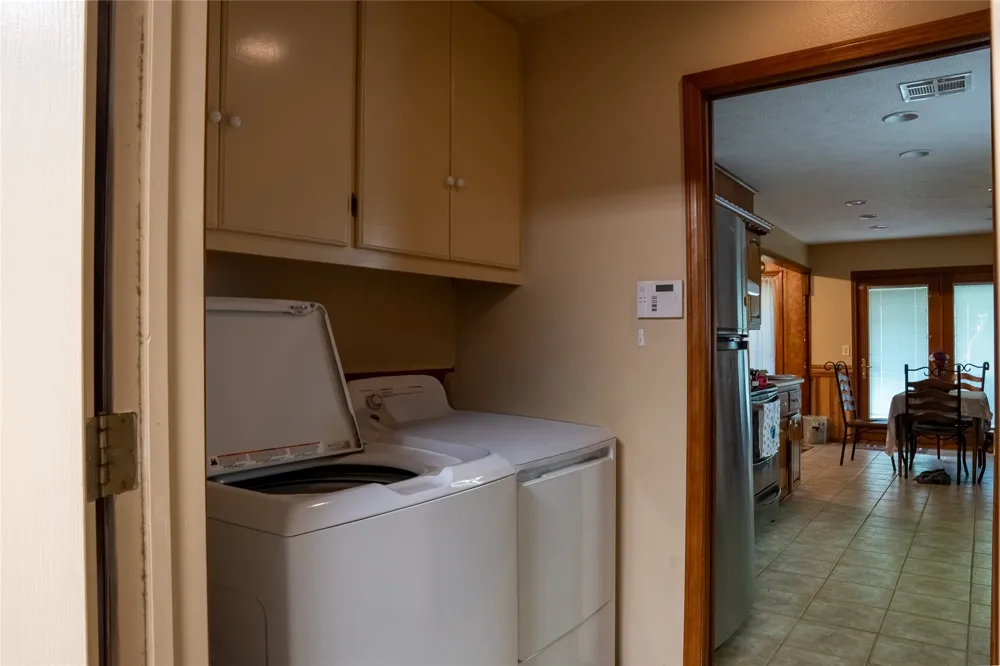 2101 Jefferson Place Bartlesville, OK 74006
