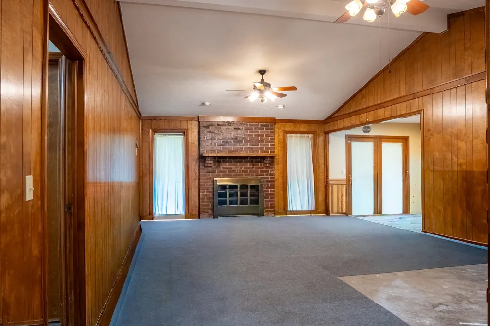 2101 Jefferson Place Bartlesville, OK 74006