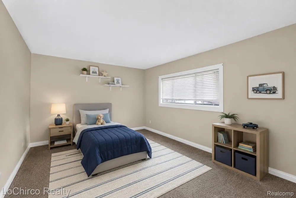 2377 Walton Boulevard #17 Rochester Hills City, MI 48309