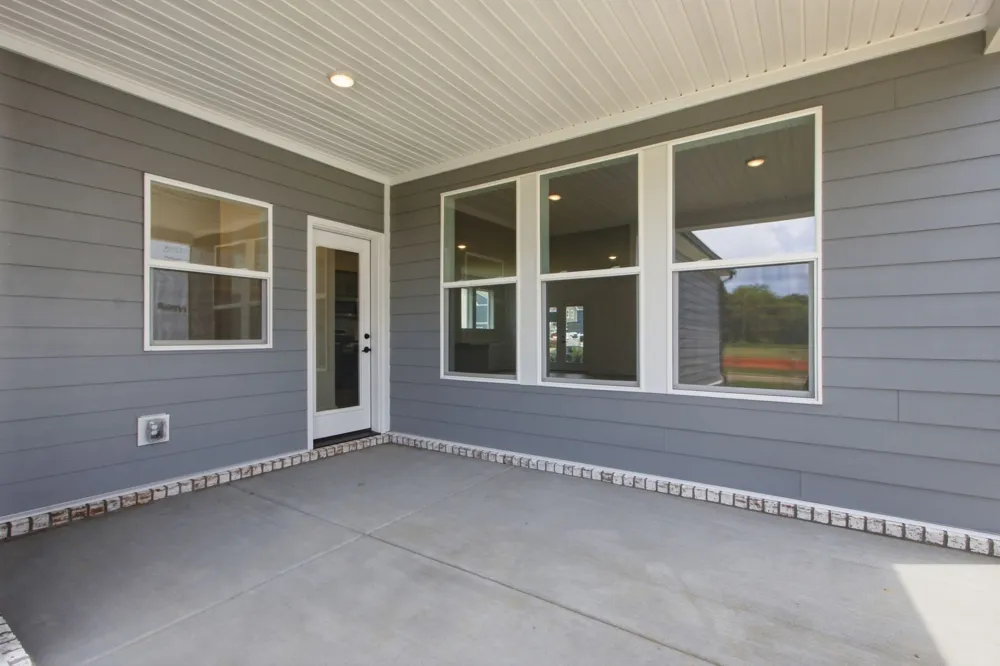 758 Caddy Xing Columbia, TN 38401