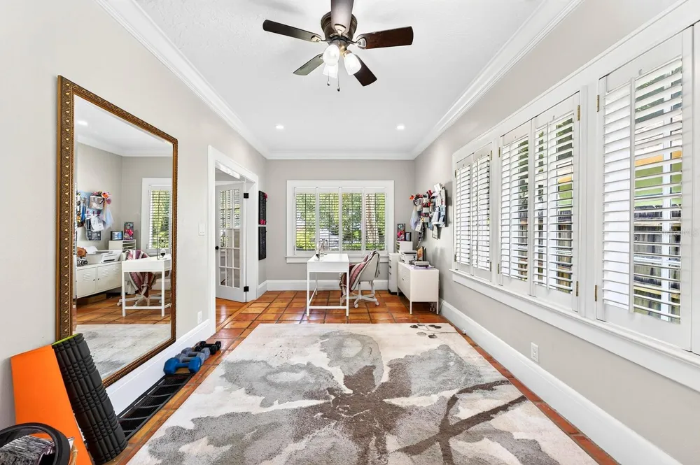 128 WISTERIA AVENUE Orlando, FL 32806