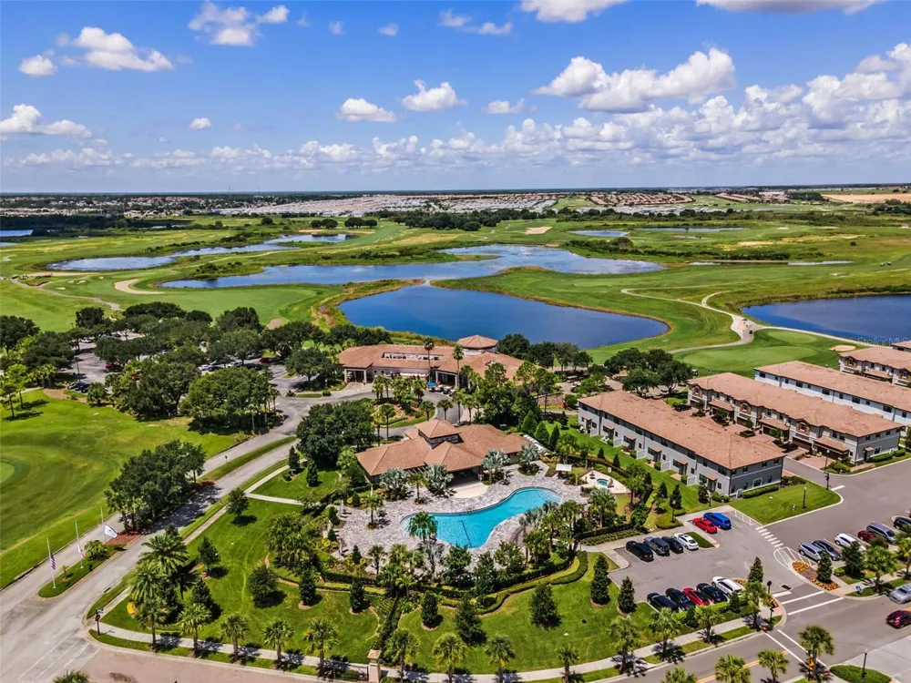 682 WHISTLING STRAITS BOULEVARD Davenport, FL 33896