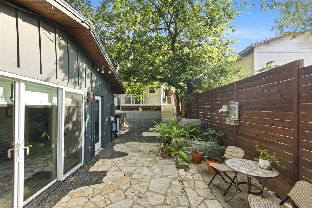 5600 Ledesma Road Austin, TX 78721