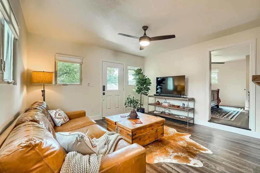 5600 Ledesma Road Austin, TX 78721
