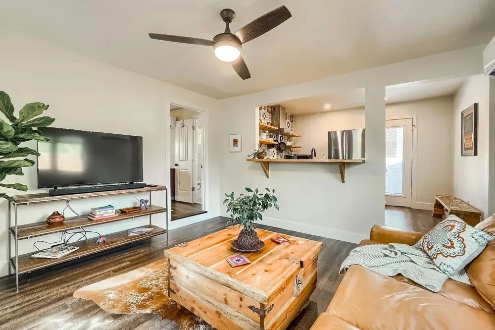 5600 Ledesma Road Austin, TX 78721