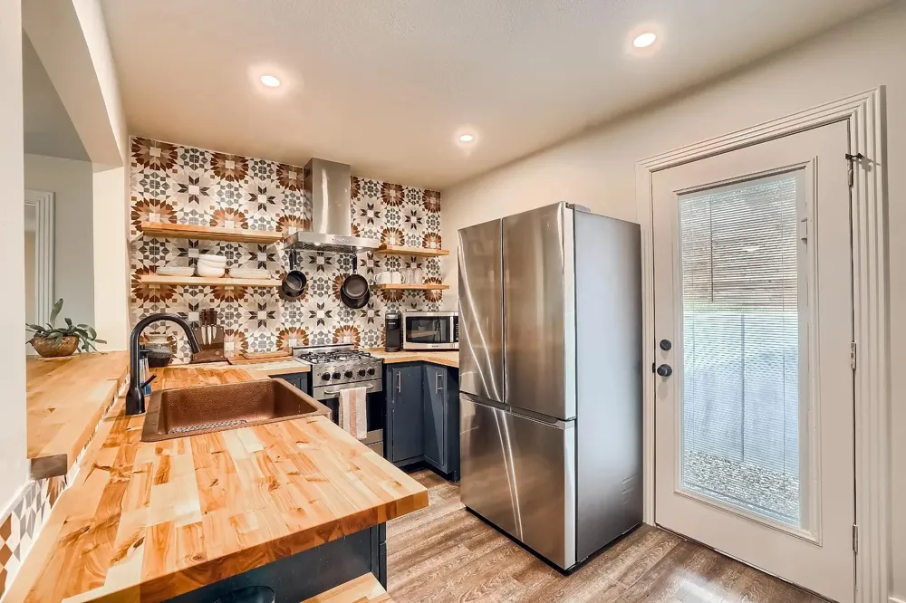 5600 Ledesma Road Austin, TX 78721