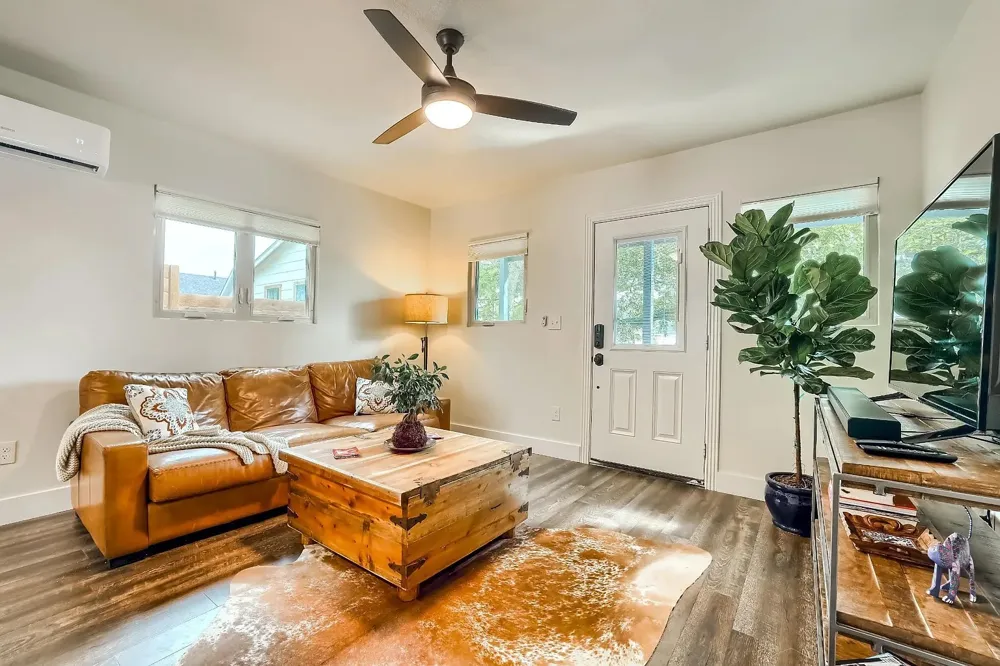 5600 Ledesma Road Austin, TX 78721