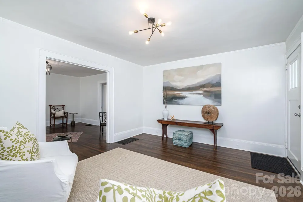 205 W Sixth Avenue Gastonia, NC 28052