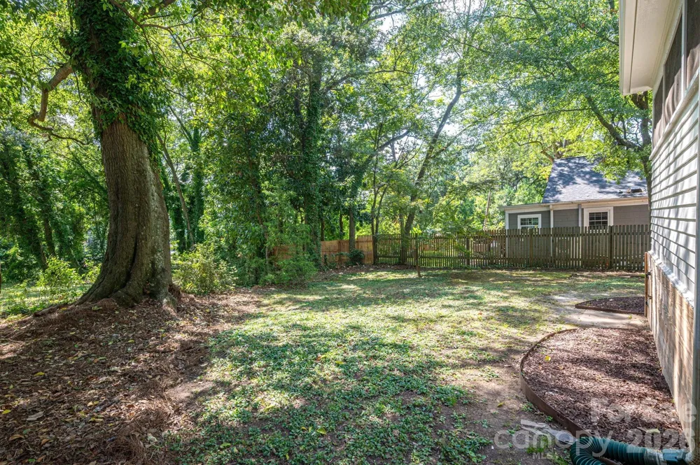 205 W Sixth Avenue Gastonia, NC 28052