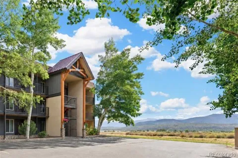 1127 9000 Divide Road #102