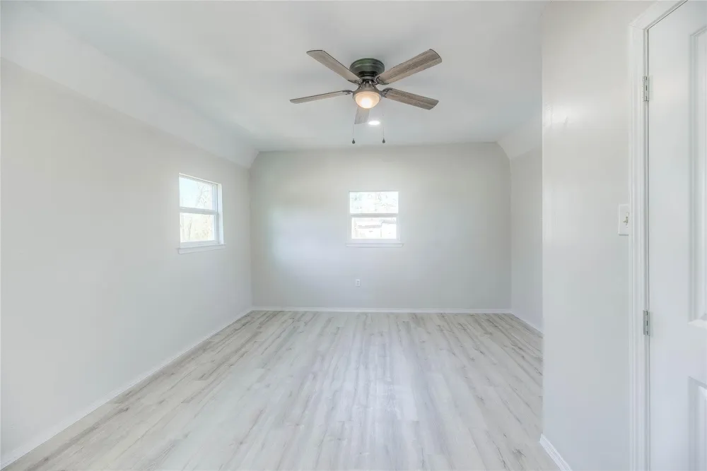 328 W Sherwood Drive Livingston, TX 77351